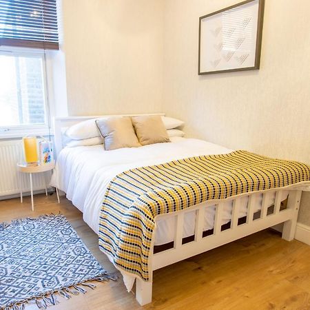 Modern 1 Bed Studio Flat In West Kilburn By Queen'S Park For 2 People Londra Exterior foto